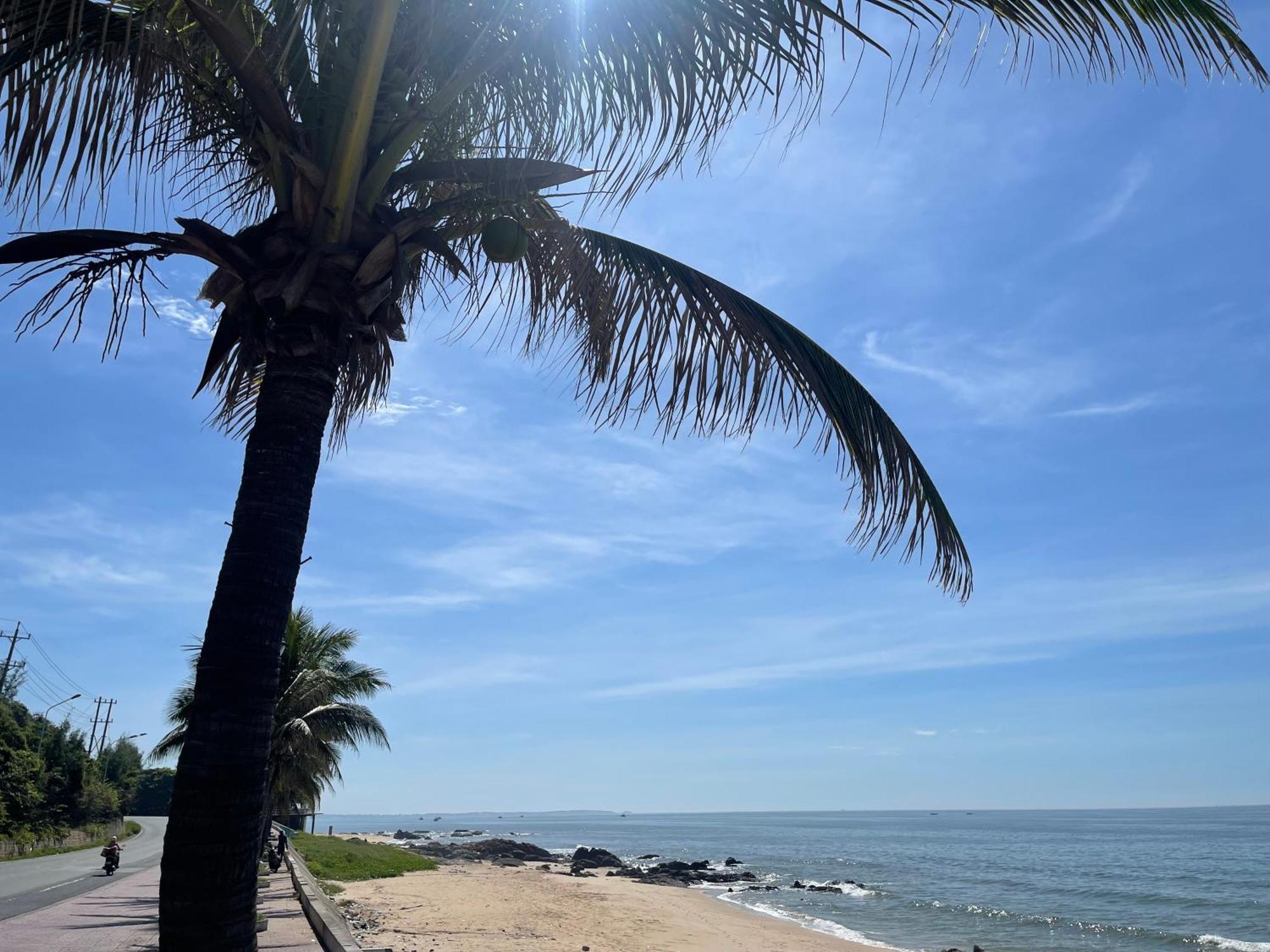 Hotel Nha Nghi 86 Ham Tien Phan Thiết Esterno foto